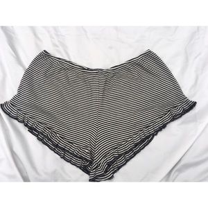 BNWT Brandy Melville Vodi Shorts